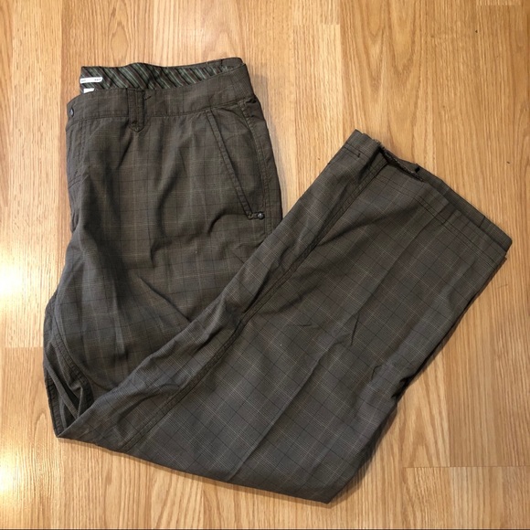 lululemon athletica Other - Lululemon Men’s 40 Golf Pants Wet Dry Warm